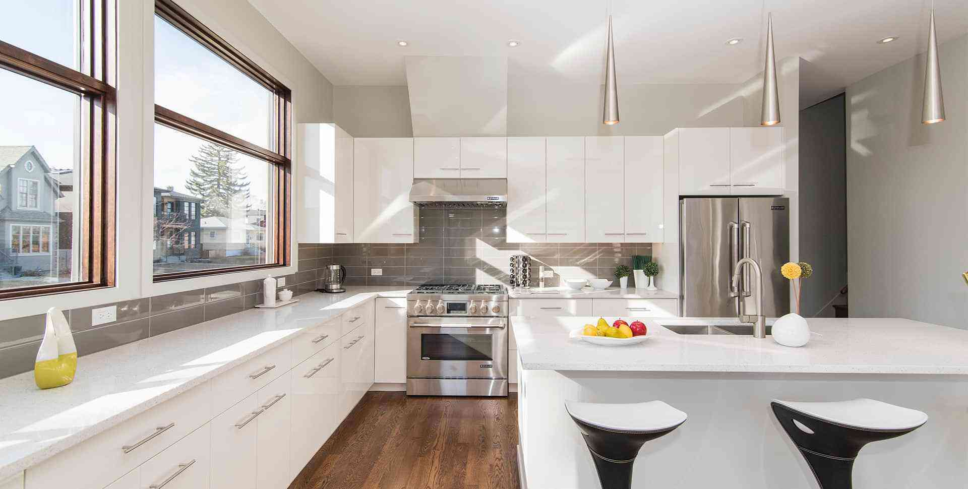 GALAXY WHITE: Quartz Countertop Surface for Kitchen Remodel