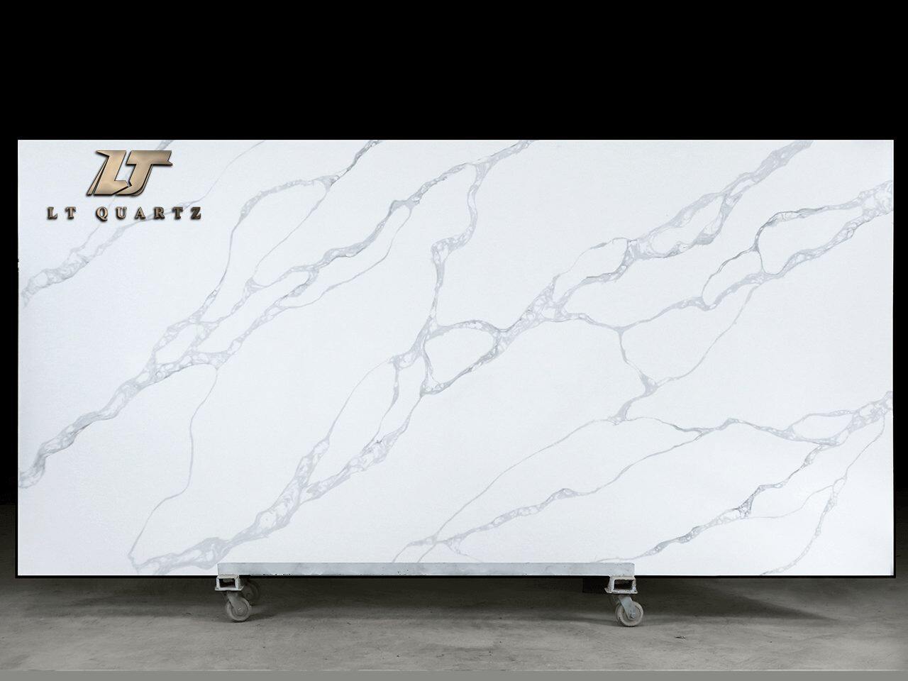 Enhancing Plaza Aesthetics with Calacatta Trevi Quartz Slabs