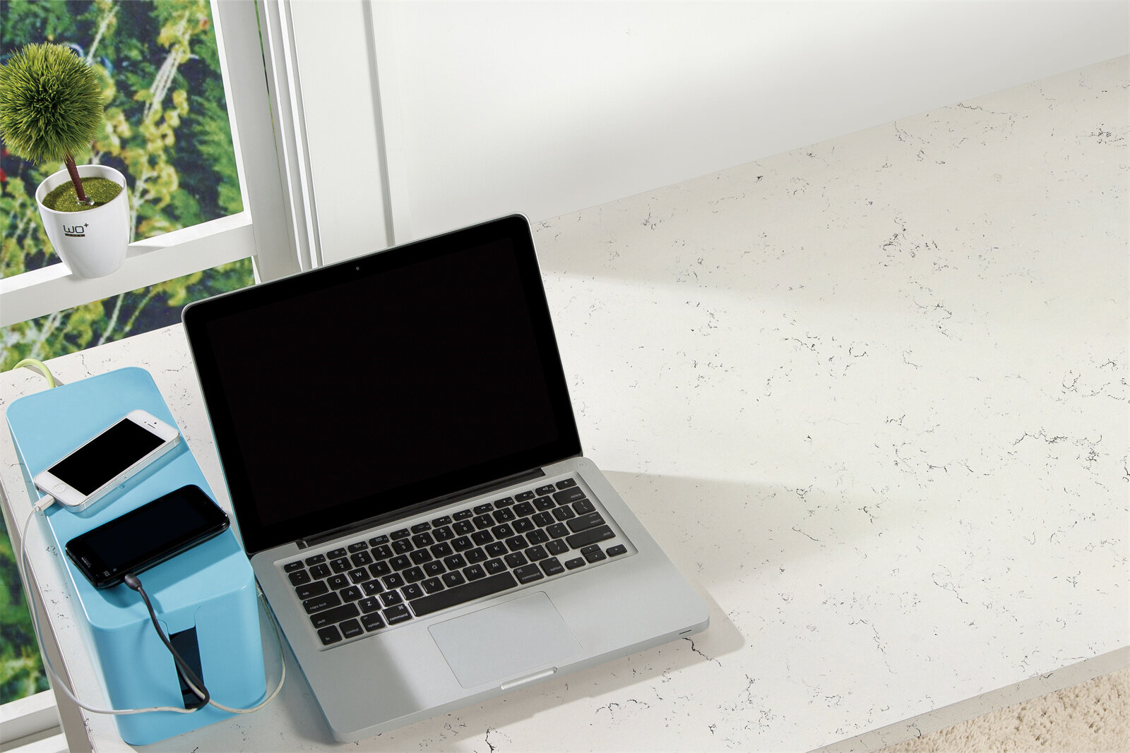 Carrara Cloud Quartz: The Elegant Alternative to Marble